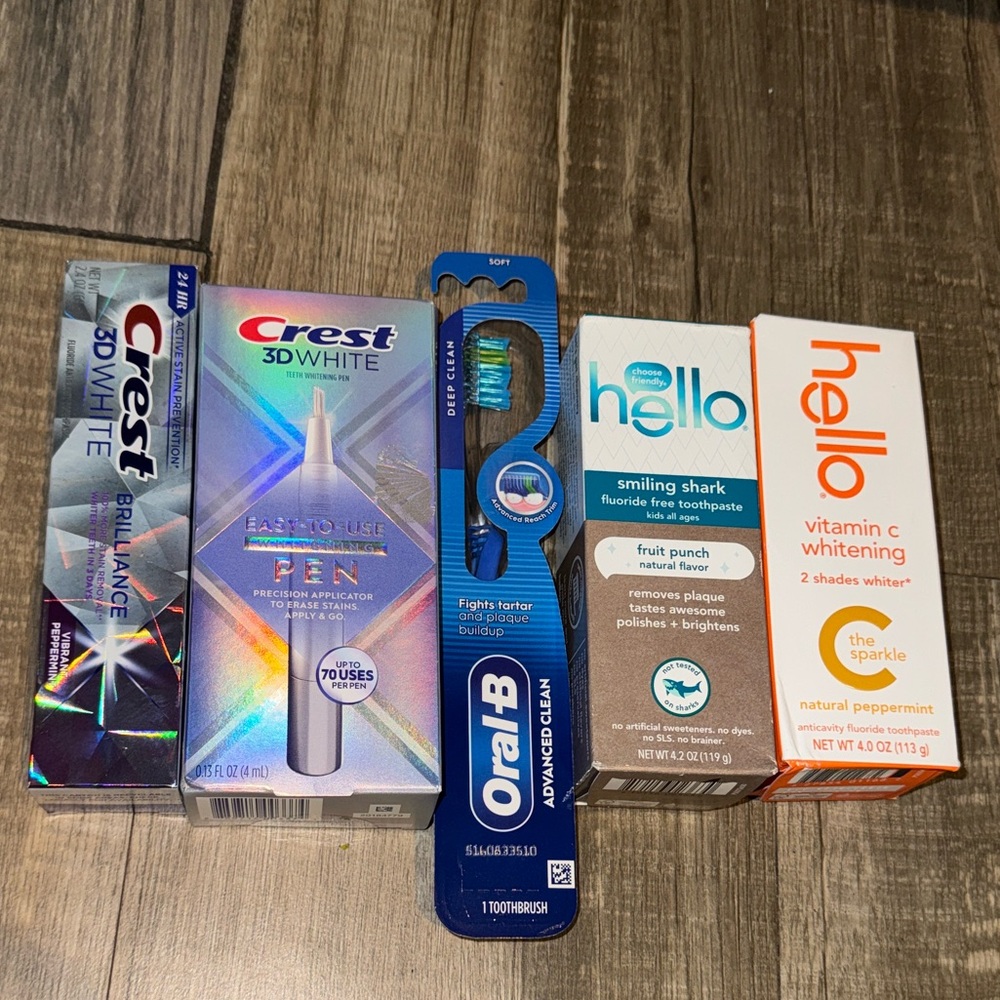 Crest 3D White Brilliance and Whitening Pen Set
